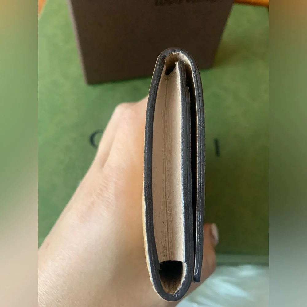 Louis Vuitton Vernis Business Card Holder⭐️⭐️ - Picture 8 of 16